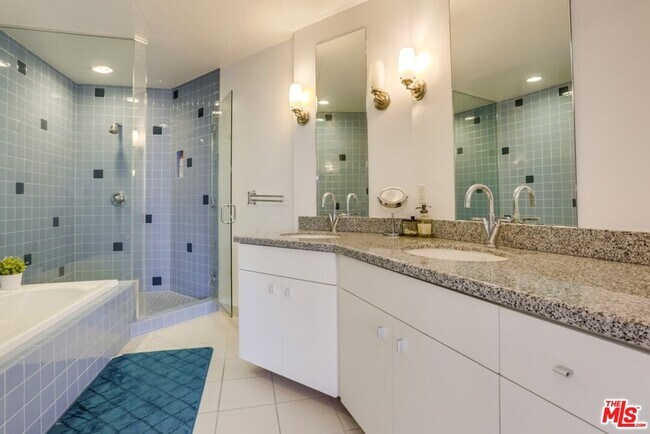 Building Photo - 1100 Wilshire Blvd