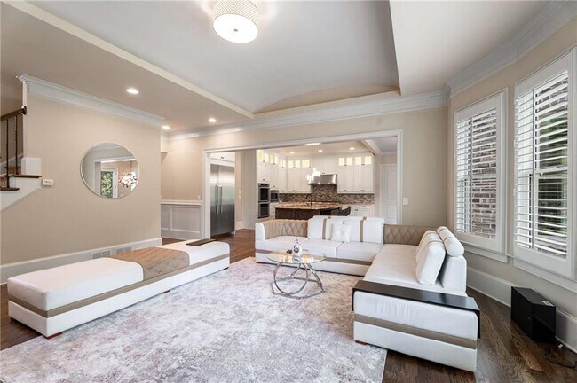 Building Photo - 6552 Long Acres Dr