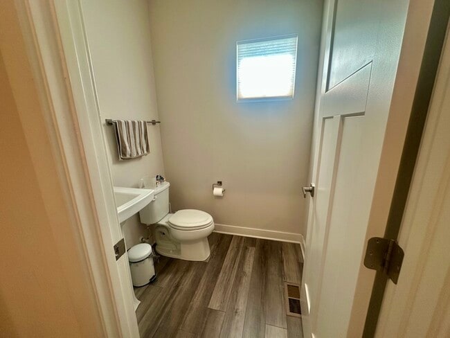 Building Photo - 2923 Hepburn Cir