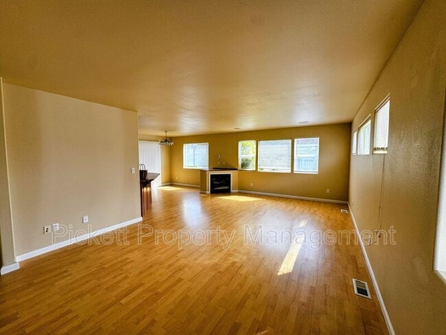 Building Photo - 1118 Park Ave