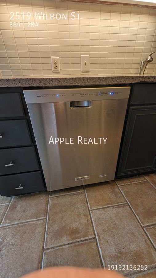 Building Photo - 2519 Wilbon St