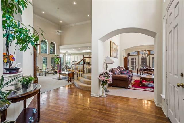 Building Photo - 6512 Mesa Ridge Ct