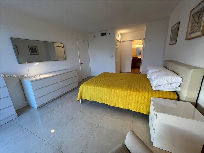 Building Photo - 3300 NE 192 St