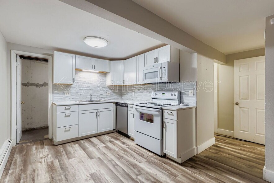 Building Photo - 9406 W 57th Ave