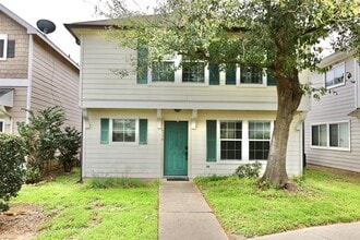 Building Photo - 6339 Settlers Square Ln