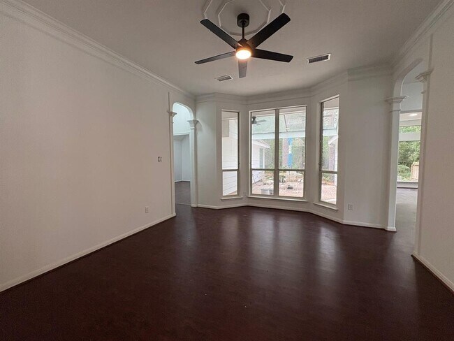 Building Photo - 93 N Acacia Park Cir