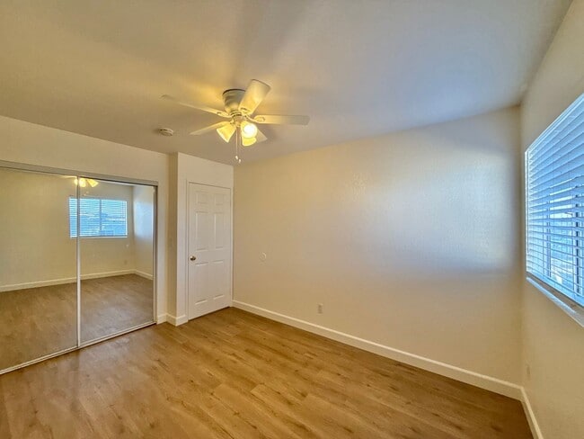 Building Photo - Upgraded and Bright 2nd floor Condo in Rolando near SDSU!!!