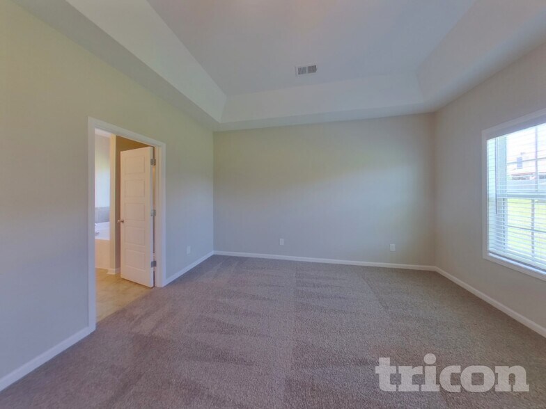 Building Photo - 820 Ellyson Dr