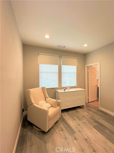 Building Photo - 5861 Rostrata Ave