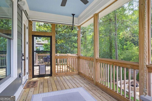 Building Photo - 1452 Woodland Hills Dr NE