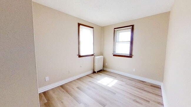 Building Photo - 83 Meigs St