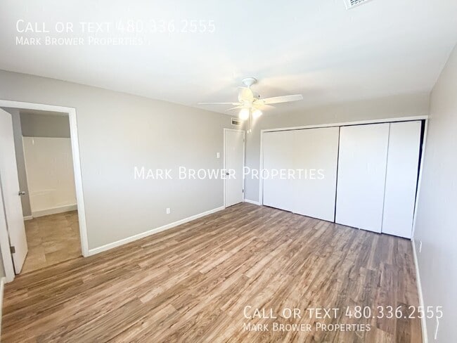 Building Photo - 1519 E Laguna Dr