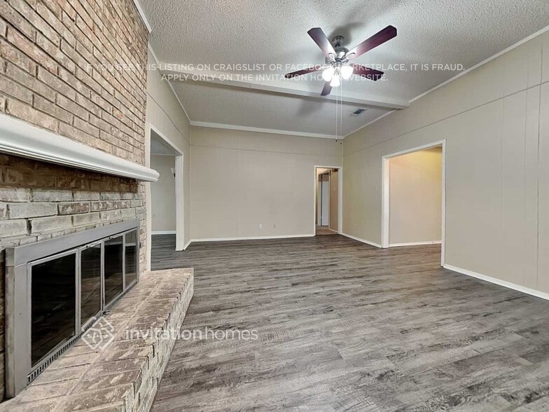 Building Photo - 4613 Bayberry Ln