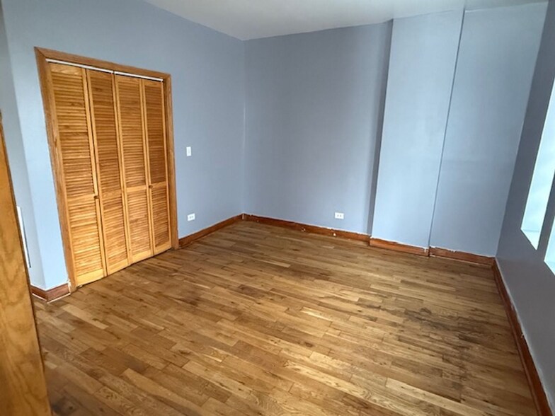 Building Photo - 1142 S Francisco Ave