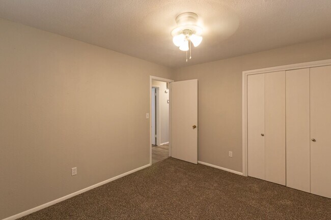 Building Photo - 7814 NW 25th Terrace