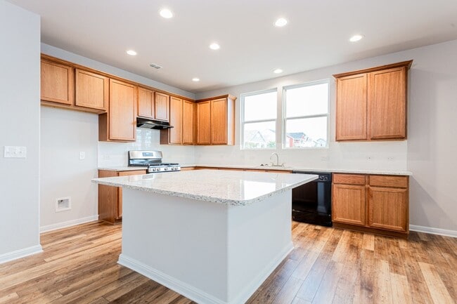 Building Photo - 1532 Arbor Knot Dr