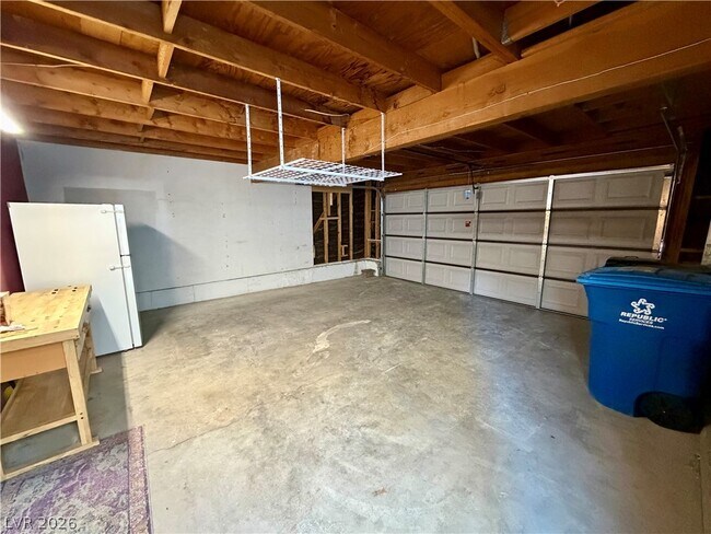 Building Photo - 3073 Conquista Ct