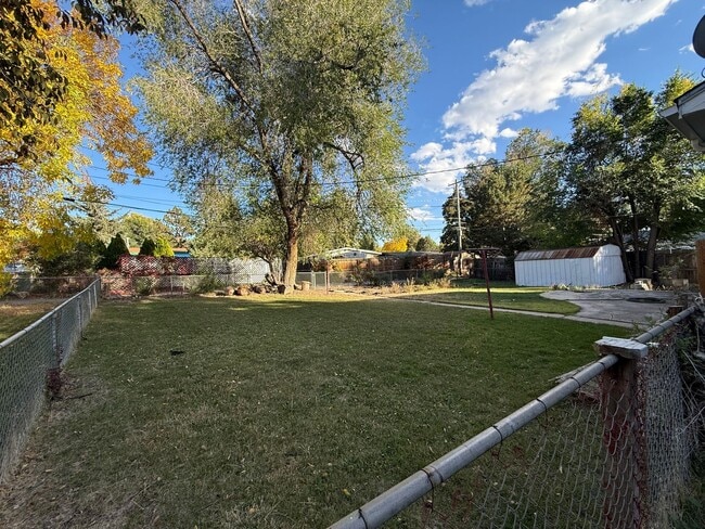Building Photo - North Central 3 Bedroom Home