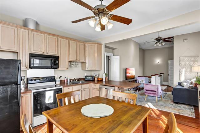 Building Photo - 5024 Magazine St