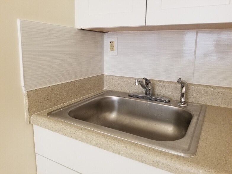 Building Photo - 2327 Polk St