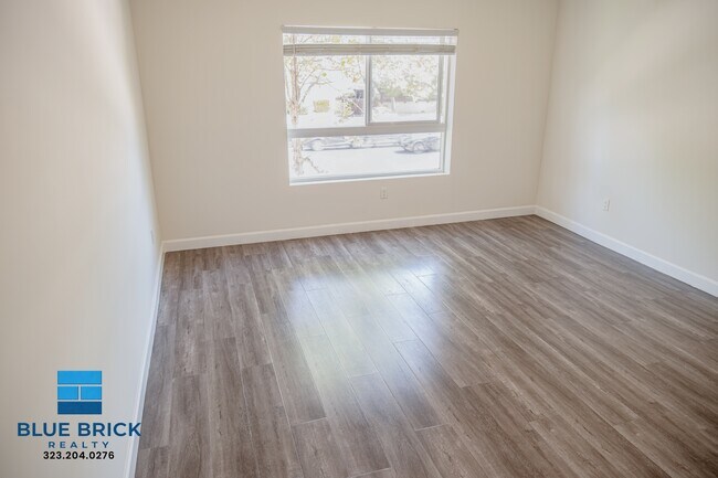 Building Photo - 4305 Laurel Canyon Blvd