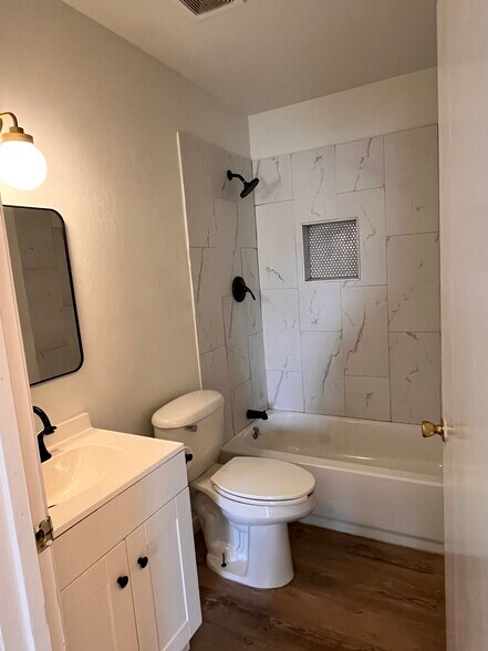 Building Photo - 4710 Pita Dr