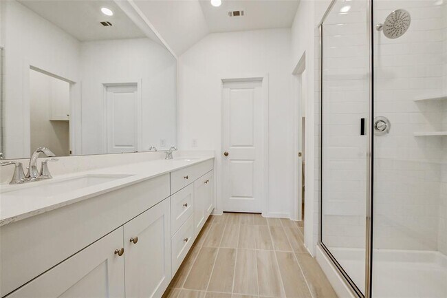 Building Photo - 27506 Spearmint Ridge Dr