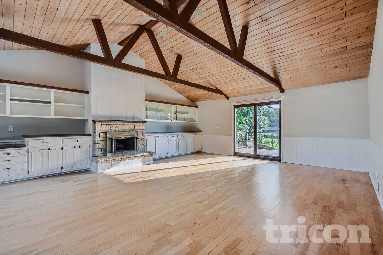 Building Photo - 1916 Lamplight Dr