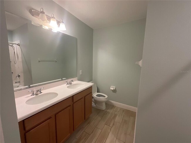 Building Photo - 878 Benjamin Trail