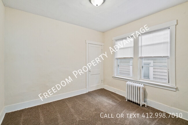 Building Photo - 2451 Wedgemere St