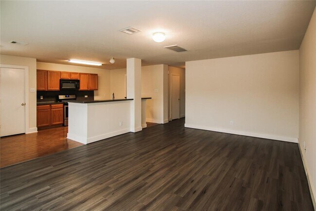 Building Photo - 6331 Torrance Elms Ct