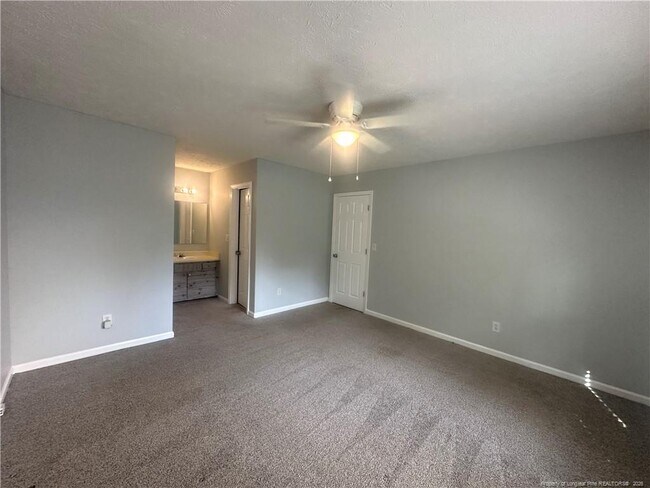 Building Photo - 9598 Holbrook Ln