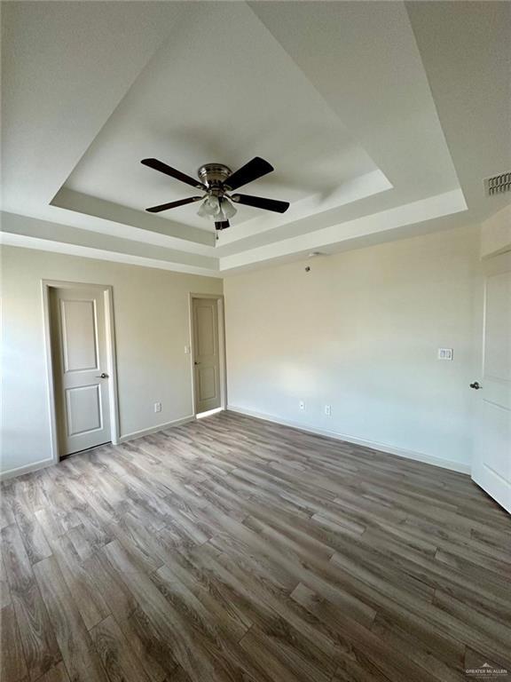 Building Photo - 410 S Newport Ave