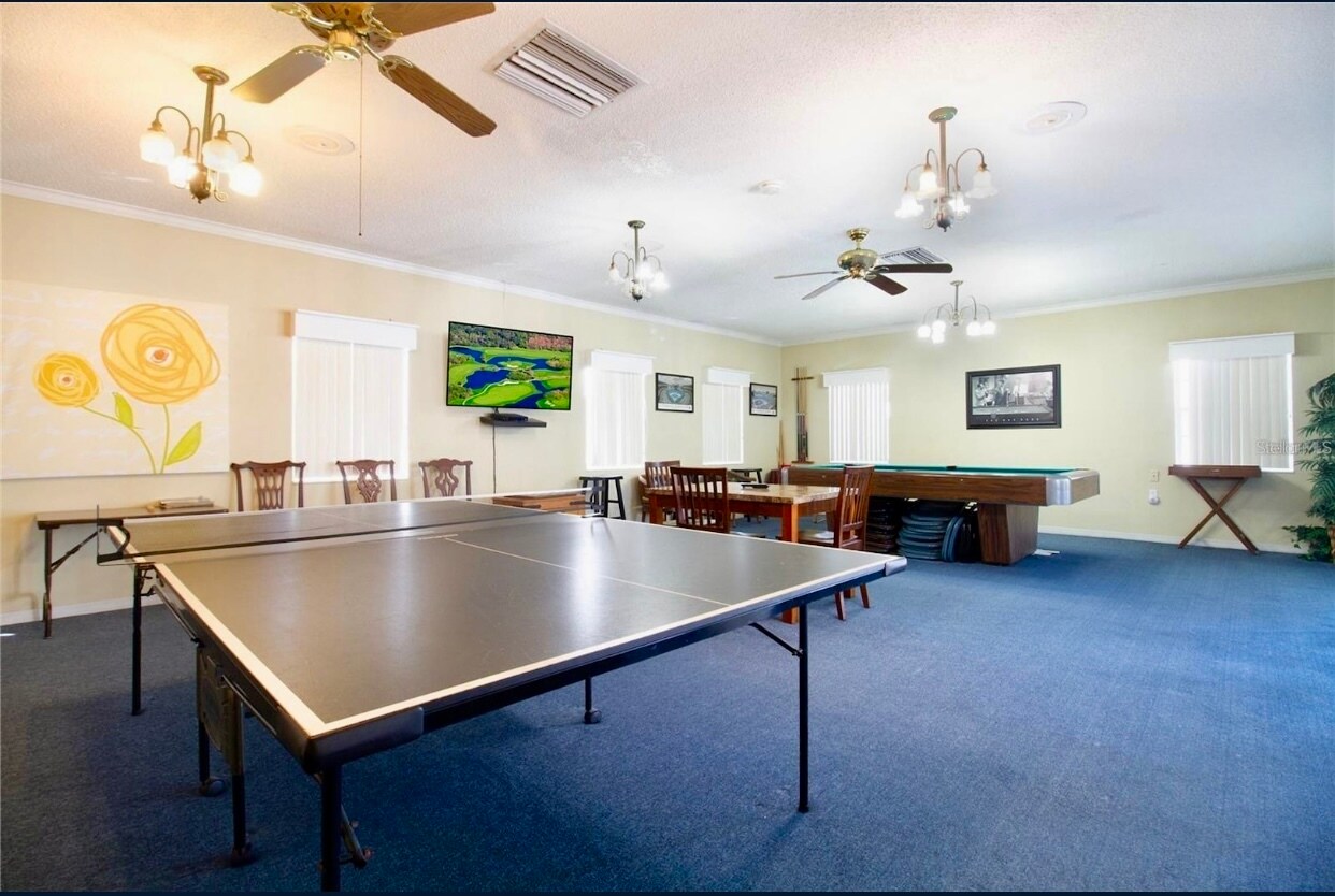 Building Photo - 6965 Avenue des Palais