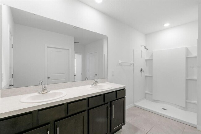 Building Photo - 5495 Warrington Town Path