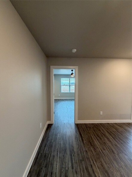 Building Photo - 527 Colorado St