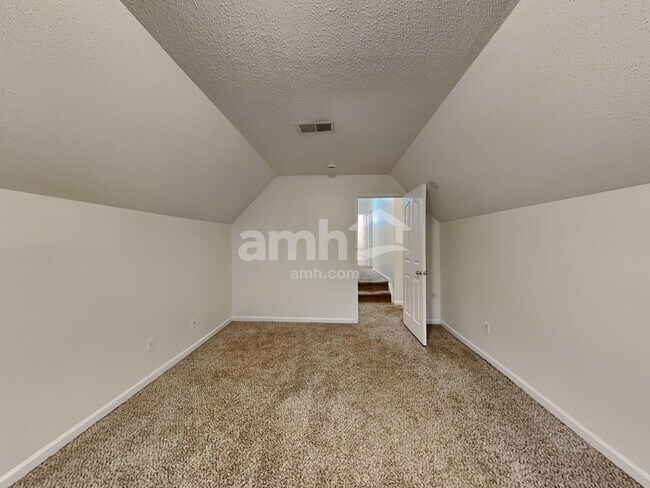 Building Photo - 8 War Admiral Way