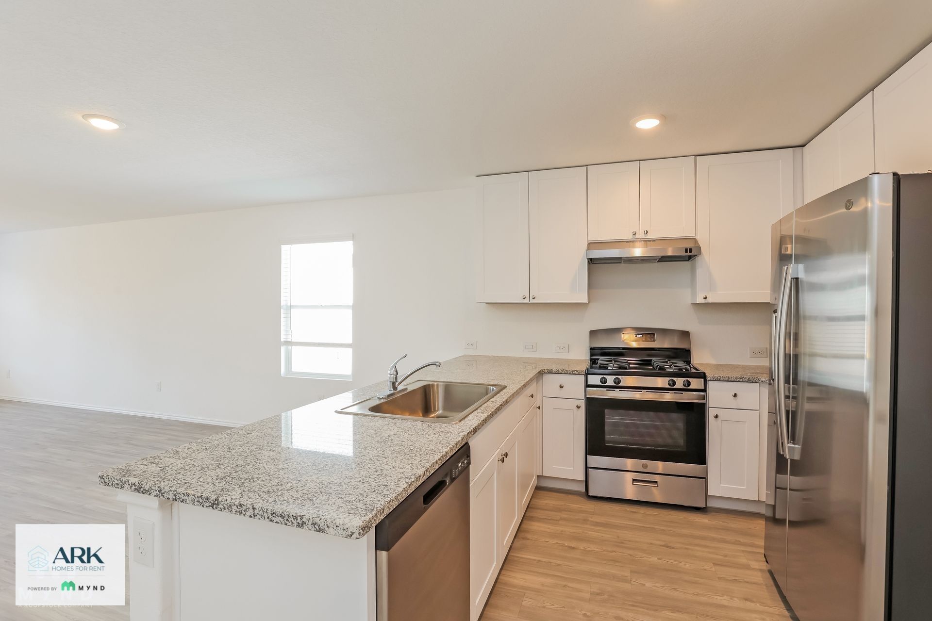 Building Photo - 2726 Robles St