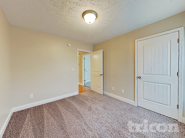 Building Photo - 2344 Foxworth Ct