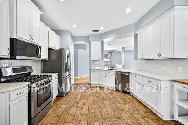 Building Photo - 5025 Torrey Hills Ln