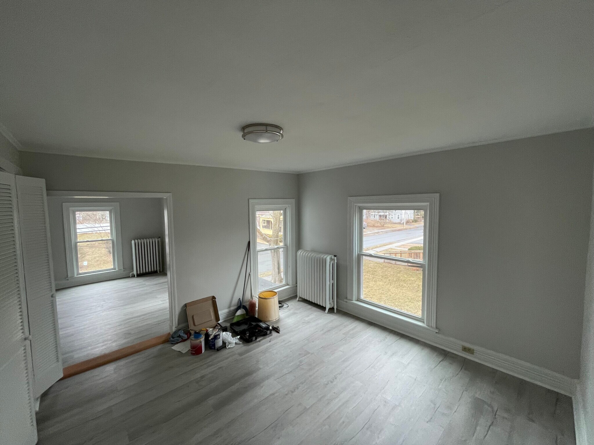 Living Room North - 88 Oak St