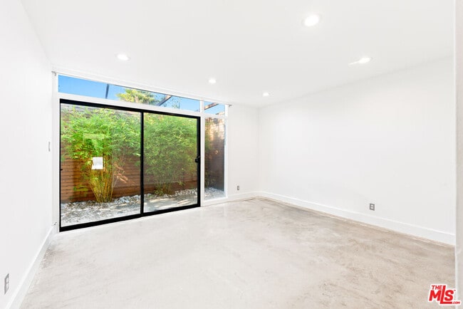 Building Photo - 3744 Cody Rd