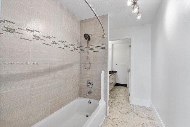 Building Photo - 7469 SW 168th Terrace