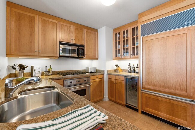 Building Photo - 765 Market St