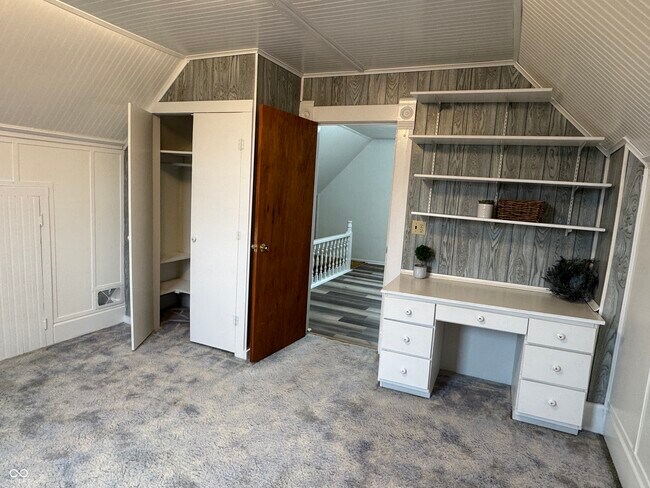 Building Photo - 2010 N 675 E