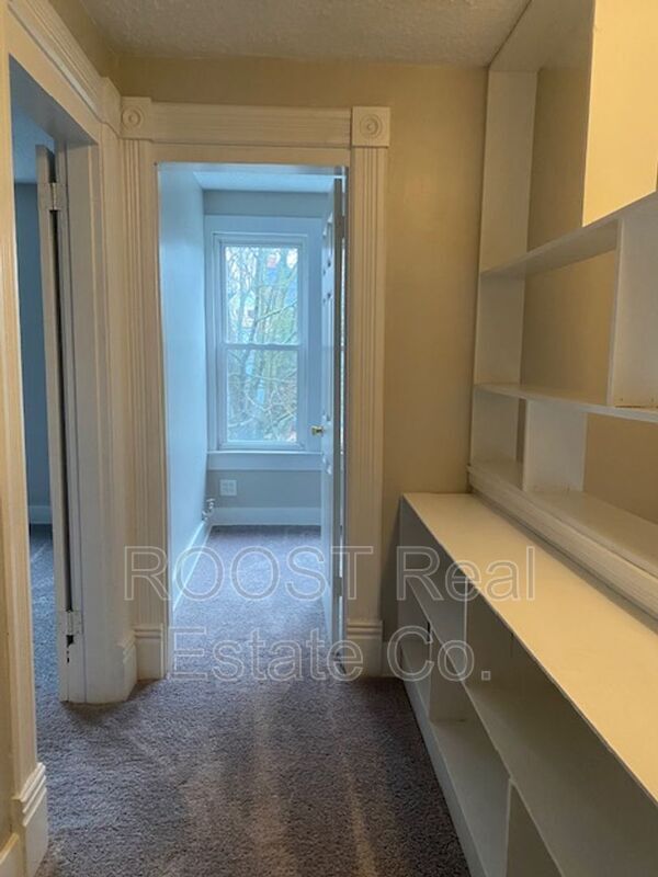 Building Photo - 105 Rockwood Ave