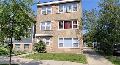 Building Photo - 6101 N Paulina St