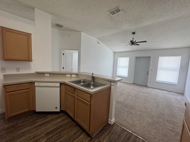 Building Photo - 436 Danube Dr