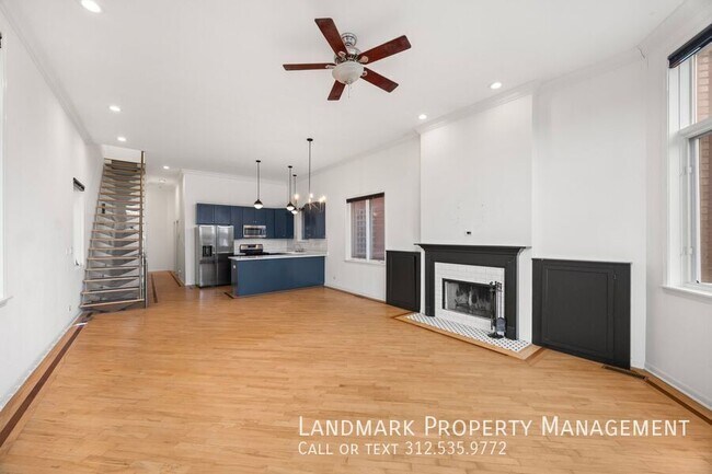 Building Photo - 1755 N Artesian Ave