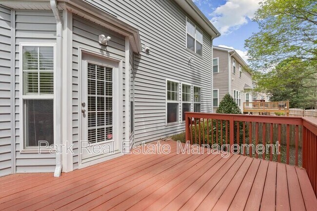 Building Photo - 3809 Stoneybrook Dr